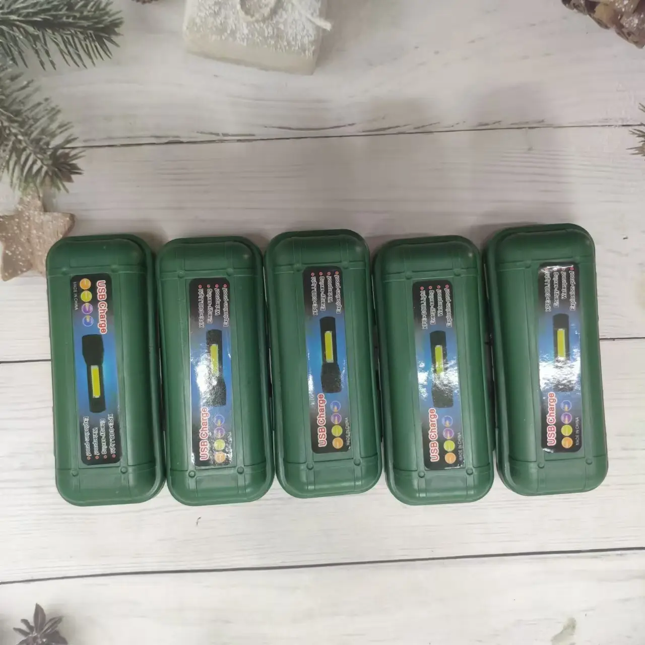 Cross-border Mini USB Flashlight Multifunctional Zoom Outdoor Camping - Image 4