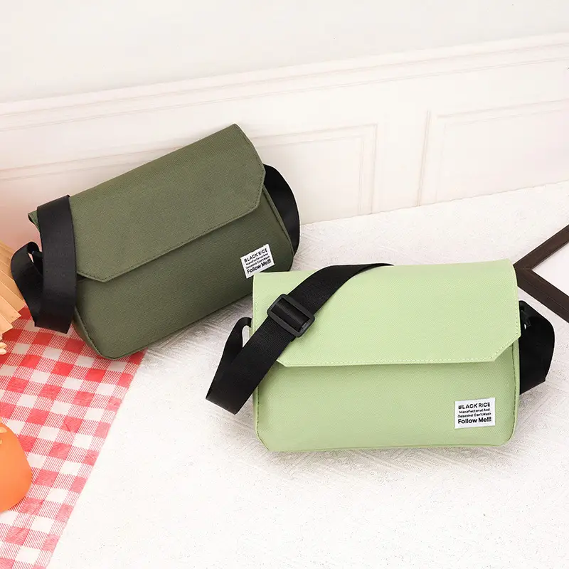 Black Lightweight Crossbody Bag for Men Women — feature 17