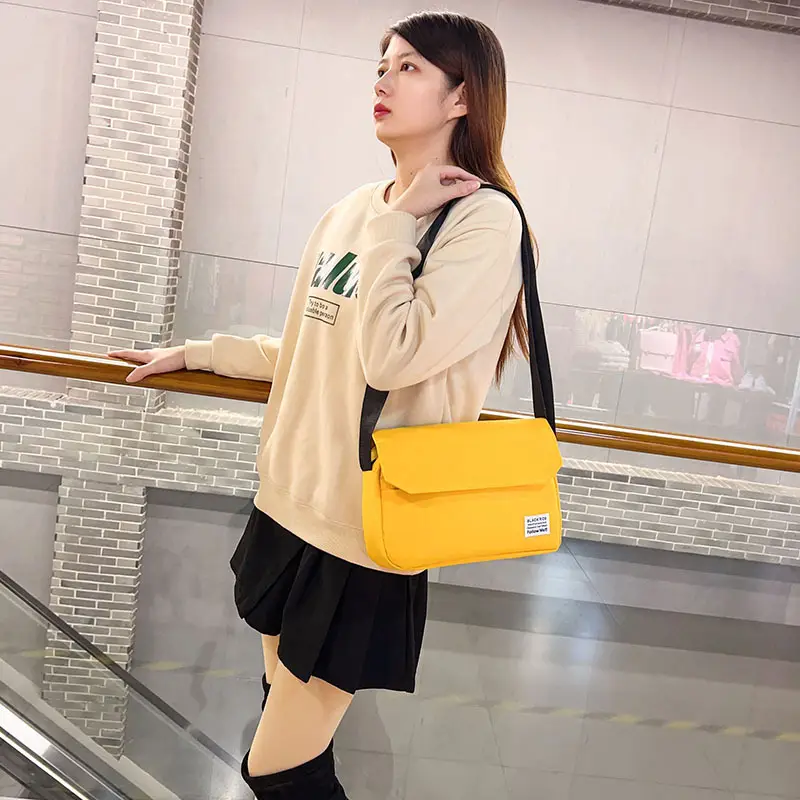 Black Lightweight Crossbody Bag for Men Women — feature 27