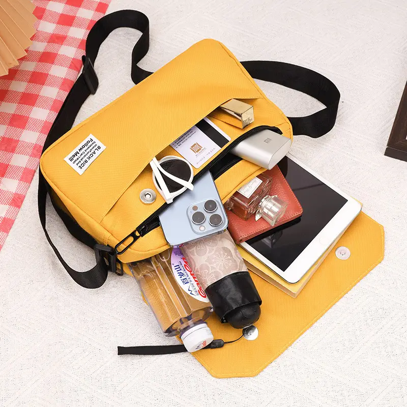 Black Lightweight Crossbody Bag for Men Women — feature 6