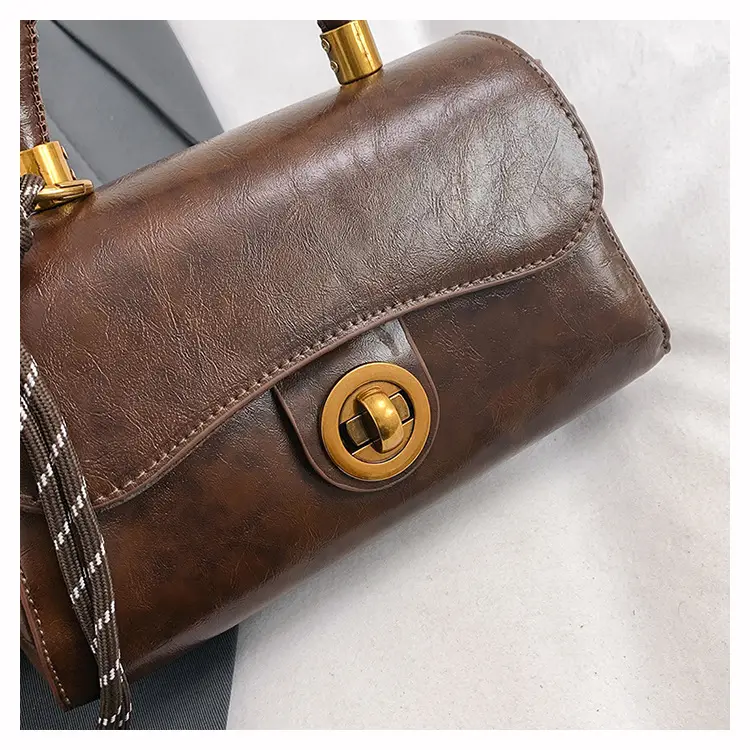 Women Retro Square Shoulder Crossbody Bag 2026 — feature 34