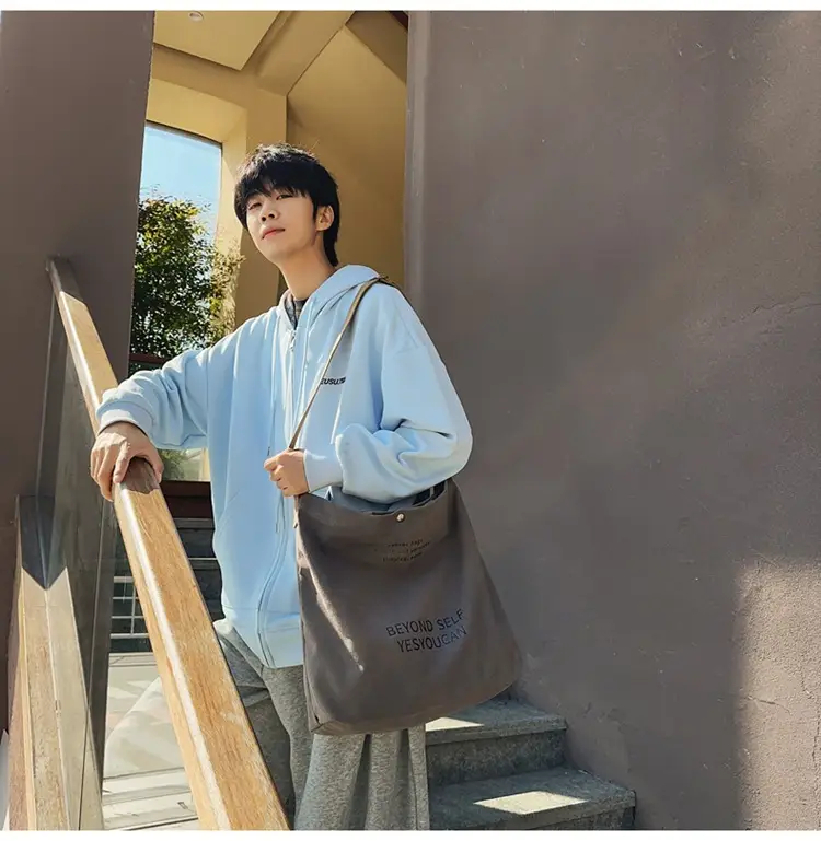 Large Capacity Crossbody Bag for Men Women Retro Ruiying Shoulder Bag — feature 23