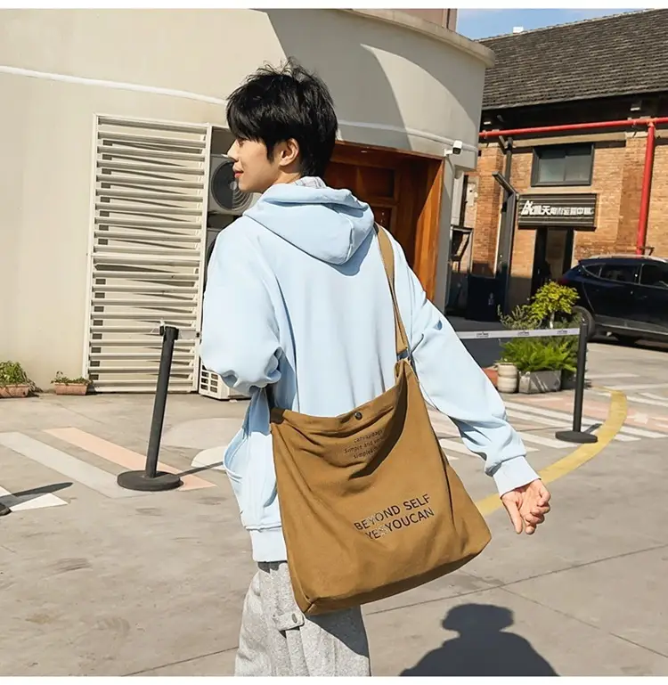 Large Capacity Crossbody Bag for Men Women Retro Ruiying Shoulder Bag — feature 34