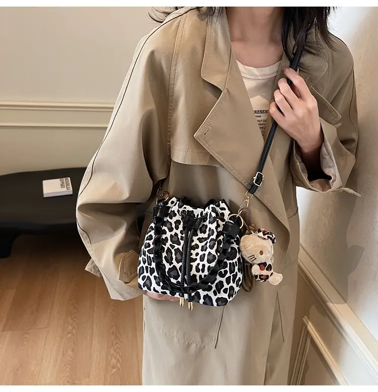 Leopard Print Shoulder Bag for Women 2024 New Arrival — feature 28
