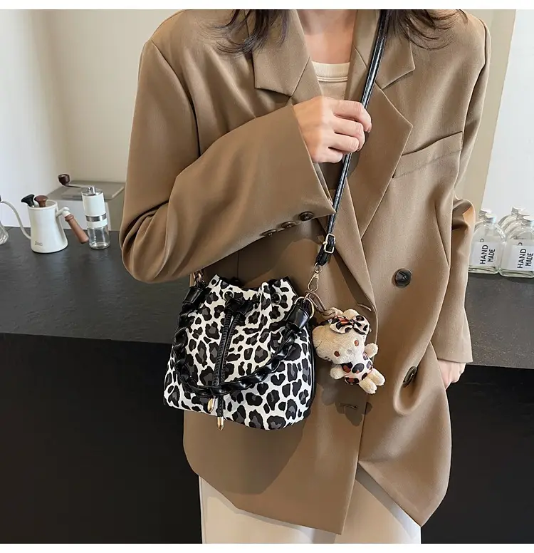 Leopard Print Shoulder Bag for Women 2024 New Arrival — feature 29