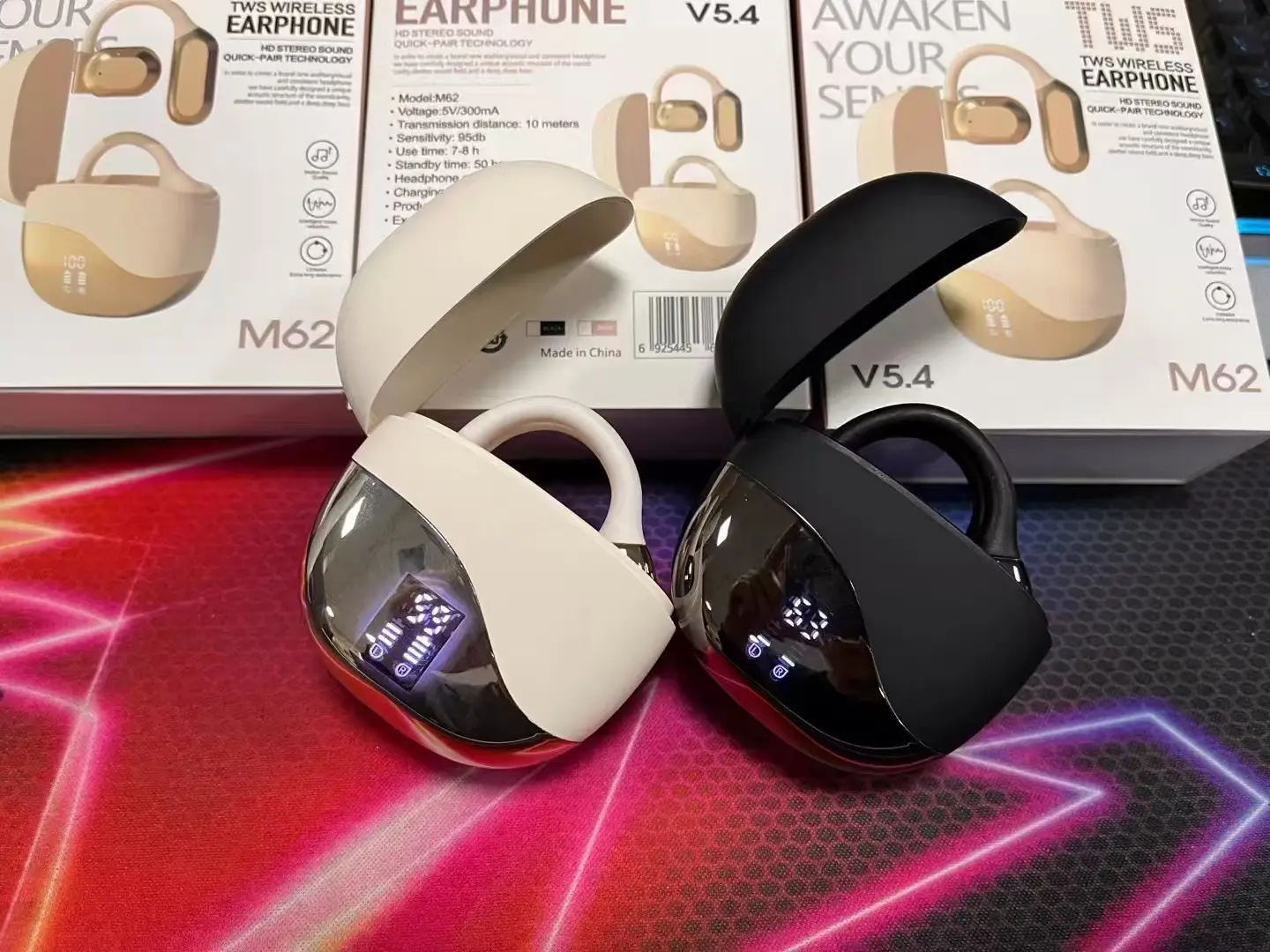 Wireless Bluetooth Headphones with AI Translation & Long Battery — feature 13