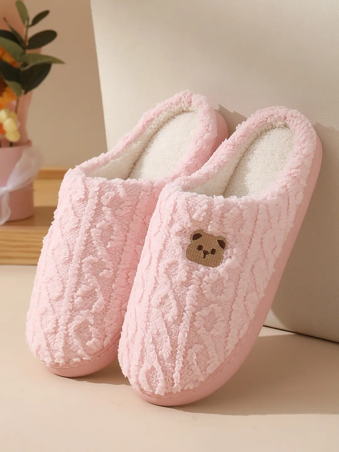 Cotton Slippers Women's Autumn and Winter New Style Bear Indoor Home Non-slip Household Couple Men's Winter Warm Cotton Slippers — feature 6