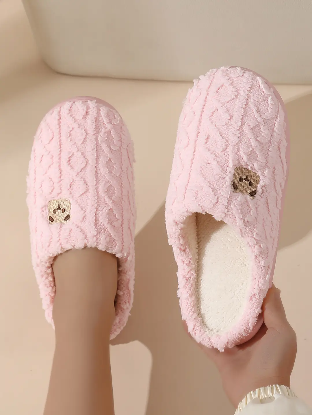 Cotton Slippers Women's Autumn and Winter New Style Bear Indoor Home Non-slip Household Couple Men's Winter Warm Cotton Slippers — feature 9