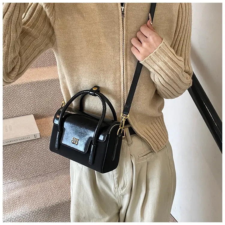 Women Retro Square Bag 2025 New Crossbody Commuter — feature 19