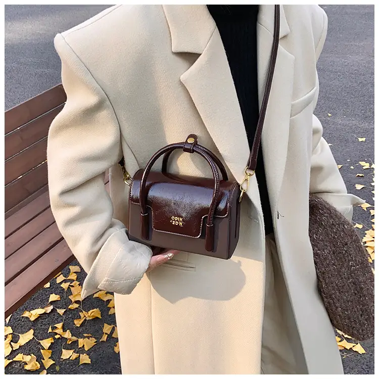 Women Retro Square Bag 2025 New Crossbody Commuter — feature 22