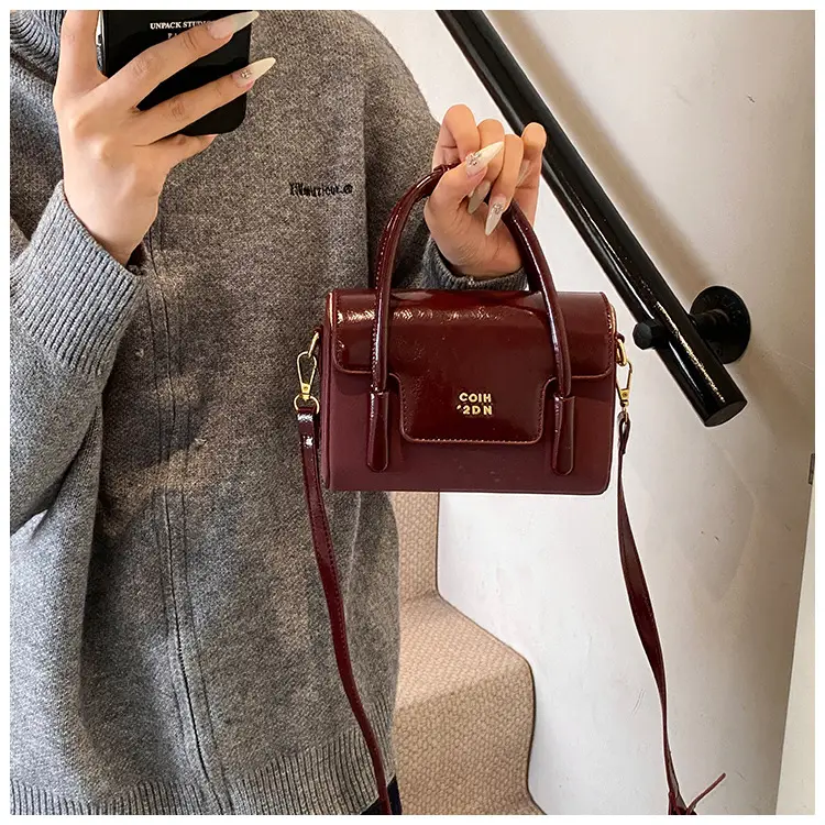 Women Retro Square Bag 2025 New Crossbody Commuter — feature 33