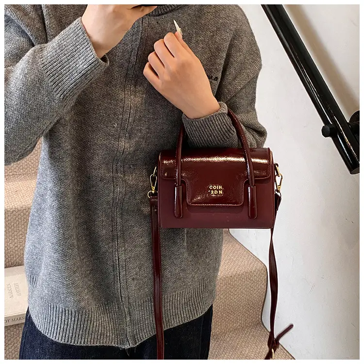Women Retro Square Bag 2025 New Crossbody Commuter — feature 34
