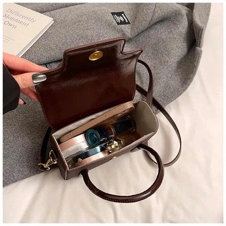 Women Retro Square Bag 2025 New Crossbody Commuter — feature 38