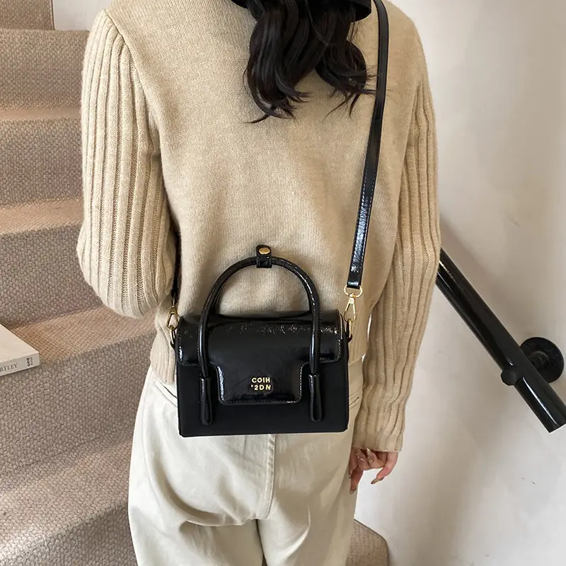 Women Retro Square Bag 2025 New Crossbody Commuter - Image 3