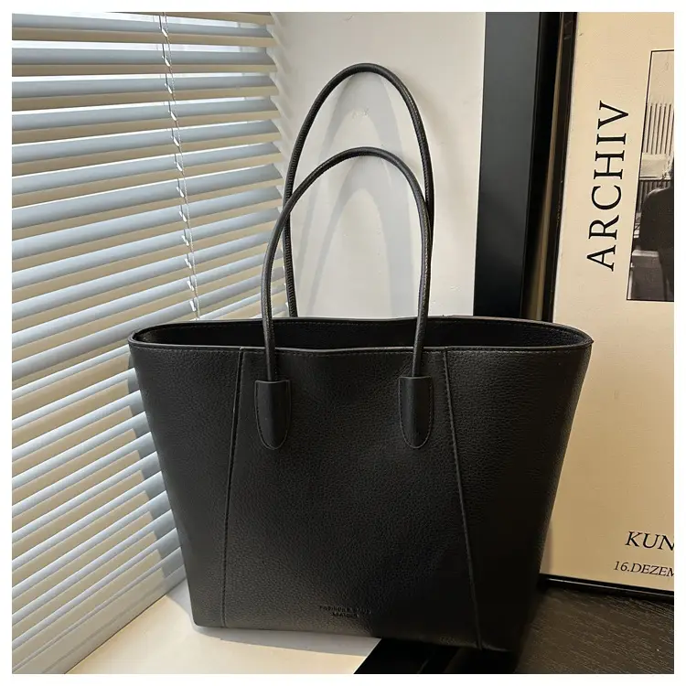 Large Capacity Soft Leather Tote Bag Beige 2024 — feature 11