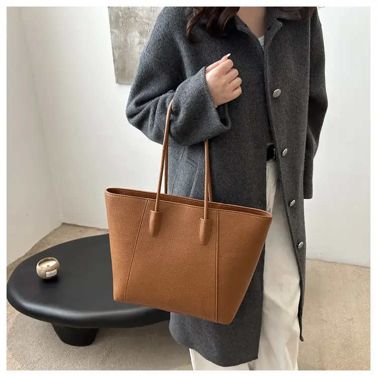 Large Capacity Soft Leather Tote Bag Beige 2024 — feature 14