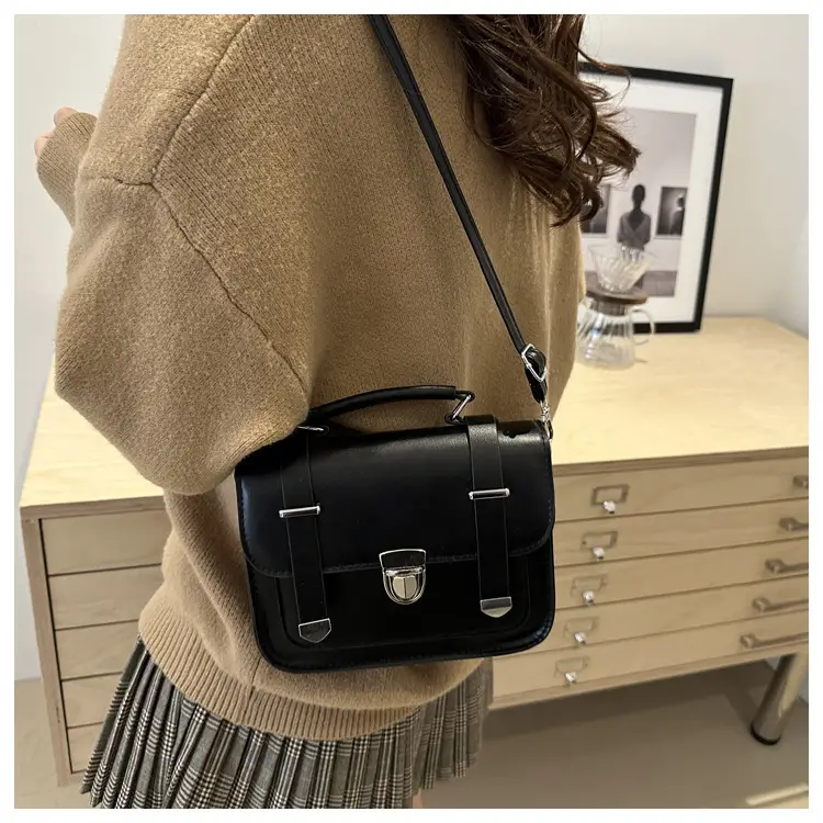 Women's Black Shoulder Crossbody Bag 2024 Winter Trendy — feature 18