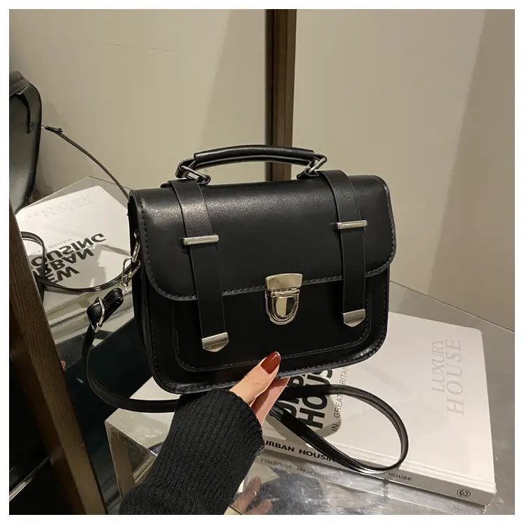 Women's Black Shoulder Crossbody Bag 2024 Winter Trendy — feature 24