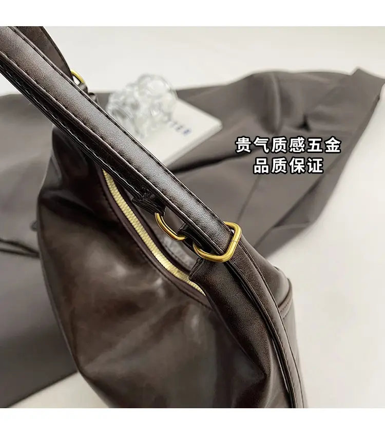 Women's Retro Brown Shoulder Backpack 2024 New Commuter Tote — feature 3
