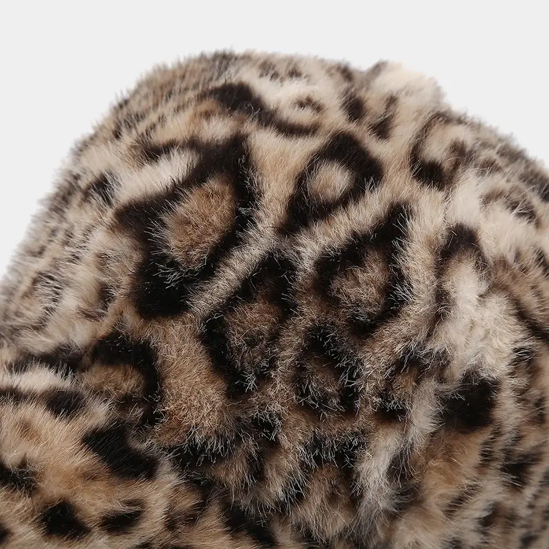 Leopard Plush Cap for Women Men Winter Warm Outdoor — feature 7