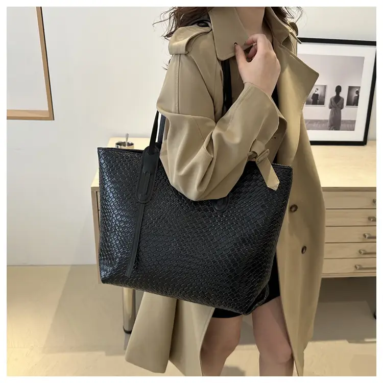 Women's Large Capacity Tote Bag with Woven Pattern — feature 22