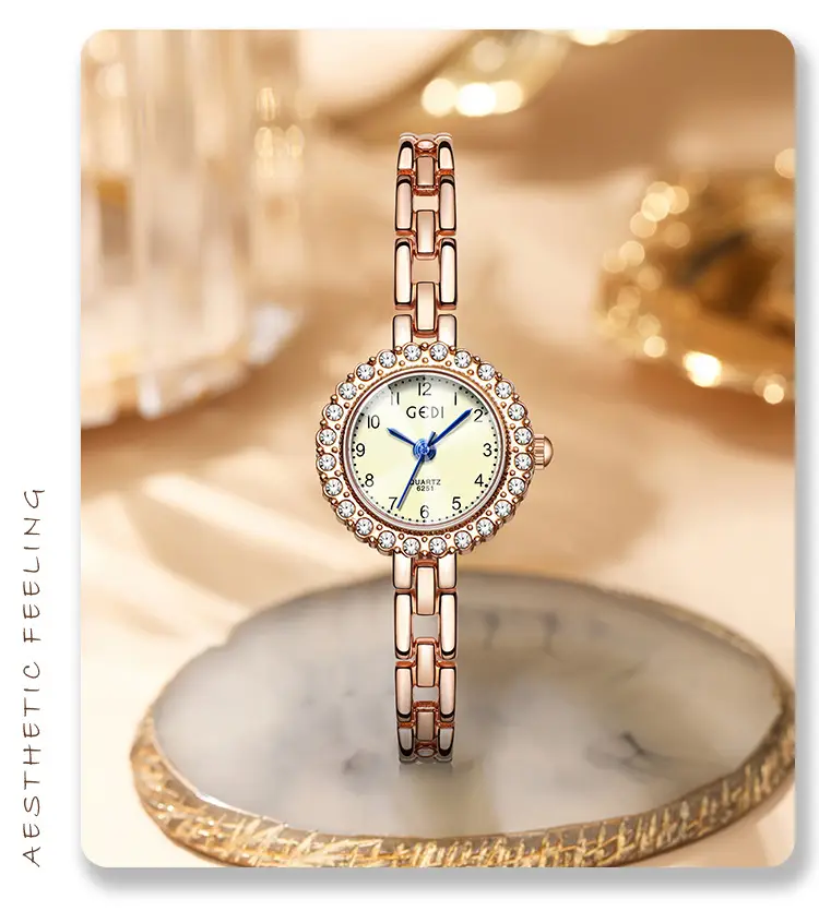 Gold Diamond Watch for Women Waterproof Quartz Bracelet — feature 11