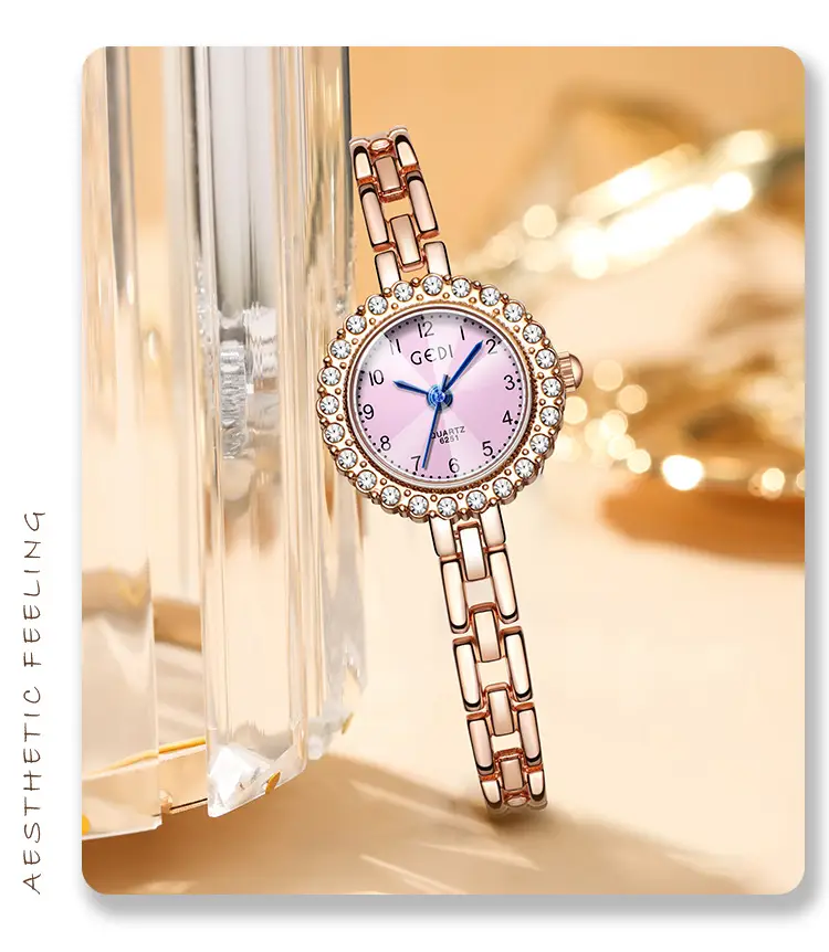 Gold Diamond Watch for Women Waterproof Quartz Bracelet — feature 9