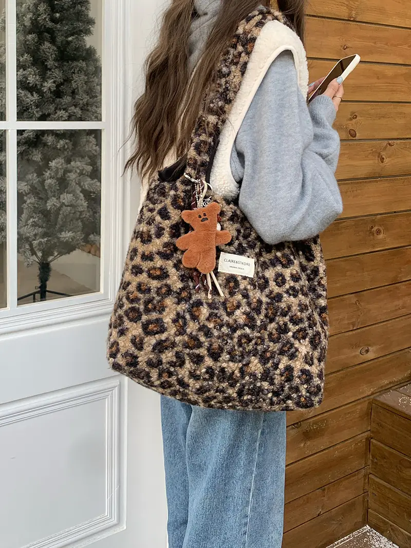 Leopard Print Shoulder Bag for Women Winter Commute - Image 5