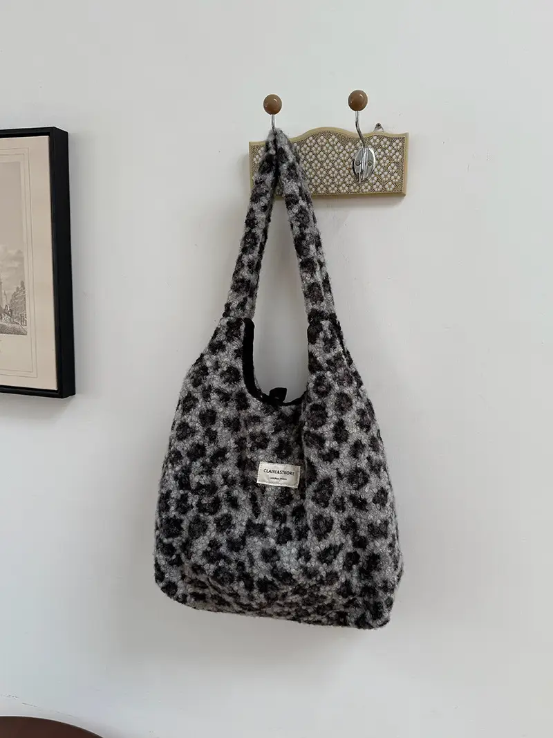 Leopard Print Shoulder Bag for Women Winter Commute - Image 2