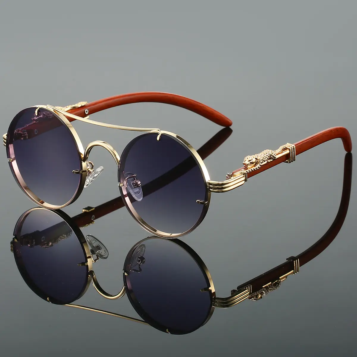 European & American Retro Double Bridge Leopard Head Cross-Border Sunglasses for Men Women — feature 2