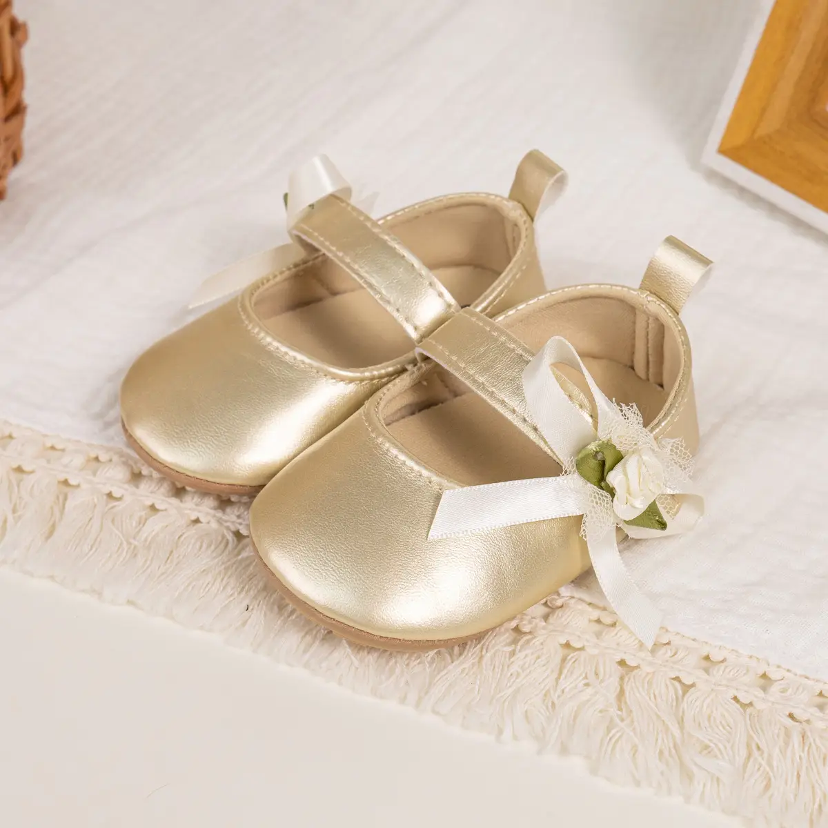 Princess Baby Shoes Gold Side Bow Velcro Non-Slip — feature 5