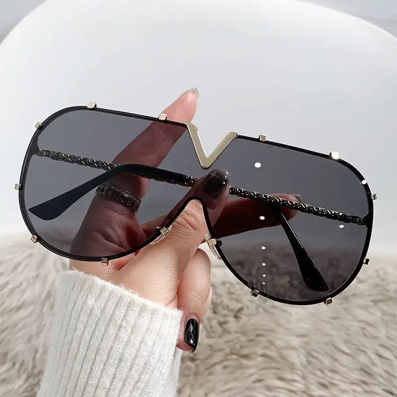 Women's Metal Frame Sunglasses with Colorful Lenses - Image 9
