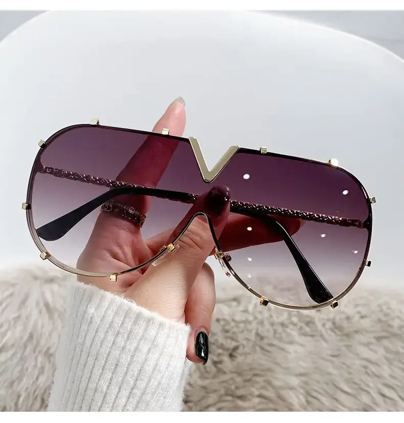 Women's Metal Frame Sunglasses with Colorful Lenses β feature 3