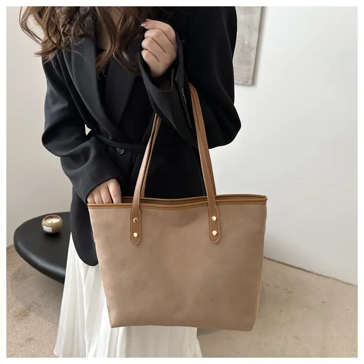 Large Capacity Tan Shoulder Bag for Women 2024 — feature 12
