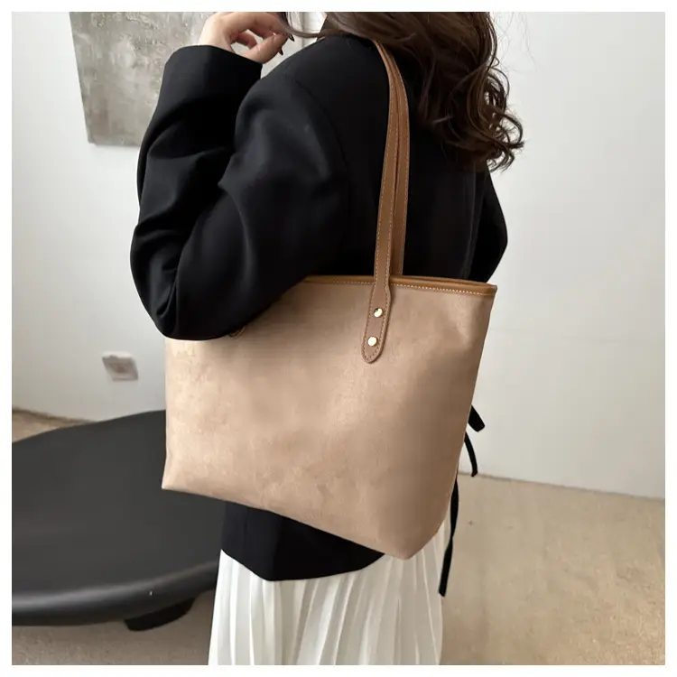 Large Capacity Tan Shoulder Bag for Women 2024 — feature 13