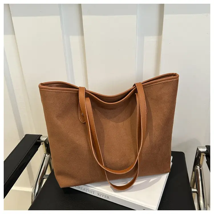 Large Capacity Tan Shoulder Bag for Women 2024 - Image 2