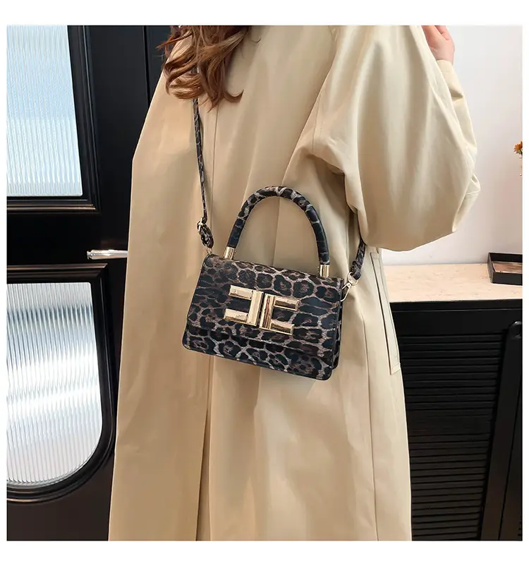 European Leopard Print Shoulder Crossbody Bag 2024 Winter — feature 12