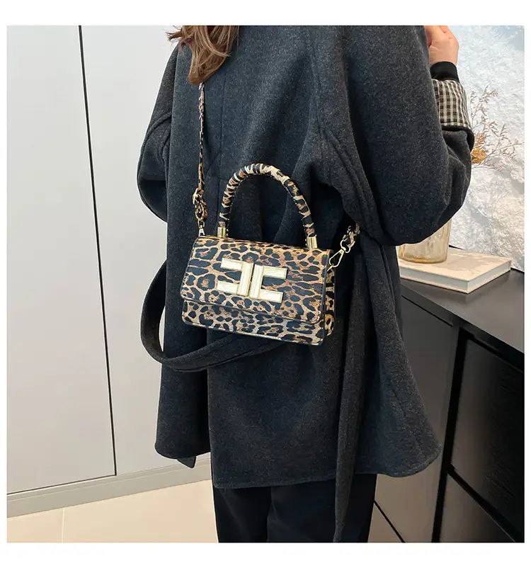 European Leopard Print Shoulder Crossbody Bag 2024 Winter — feature 19