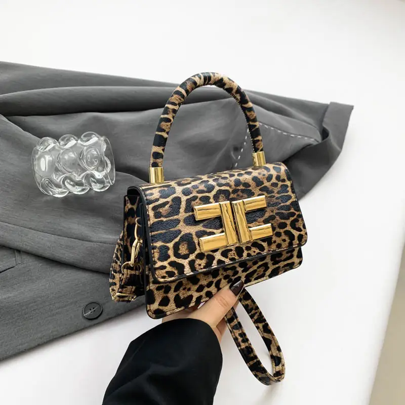 European Leopard Print Shoulder Crossbody Bag 2024 Winter - Image 3
