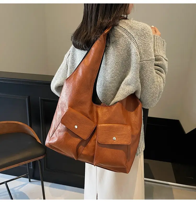 Brown Leather Crossbody Bag for Women Winter 2024 — feature 33