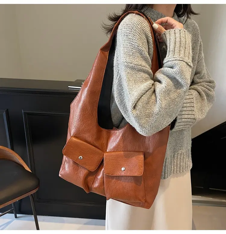 Brown Leather Crossbody Bag for Women Winter 2024 — feature 34