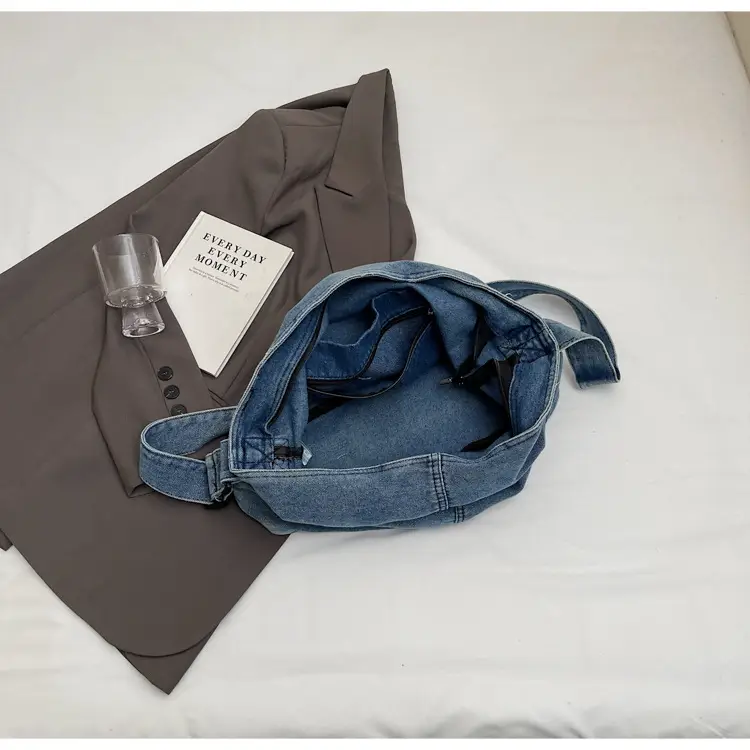 Washed Denim Crossbody Bag Large Capacity Korean Style — feature 36