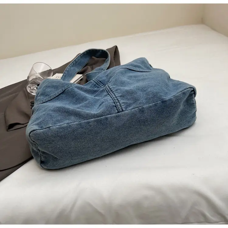 Washed Denim Crossbody Bag Large Capacity Korean Style — feature 42