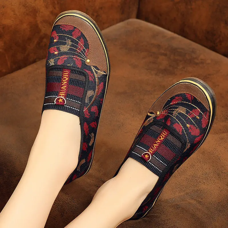 Women's Beijing Cloth Shoes Flat Bottom Casual Spring New - Image 8
