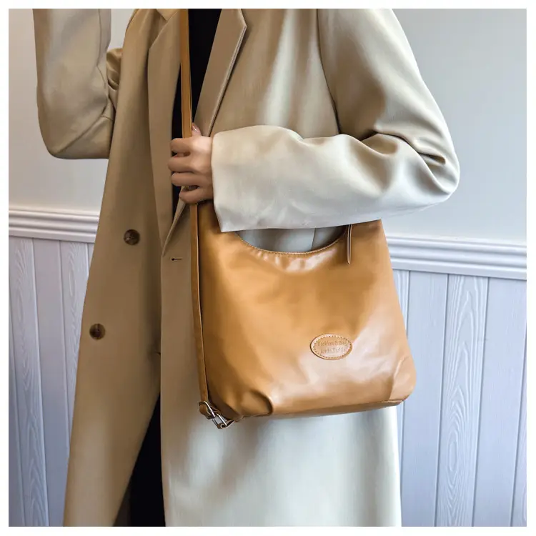 Women's Black Korean Style Shoulder Bag with Cloud Charm — feature 14
