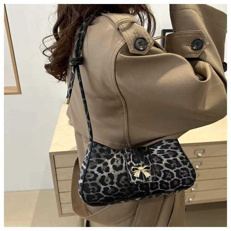 Leopard Print Women's Shoulder Bag 2024 Autumn Winter — feature 14
