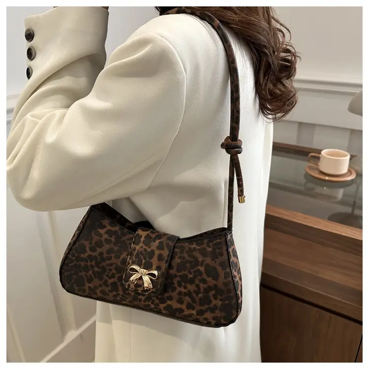 Leopard Print Women's Shoulder Bag 2024 Autumn Winter — feature 17