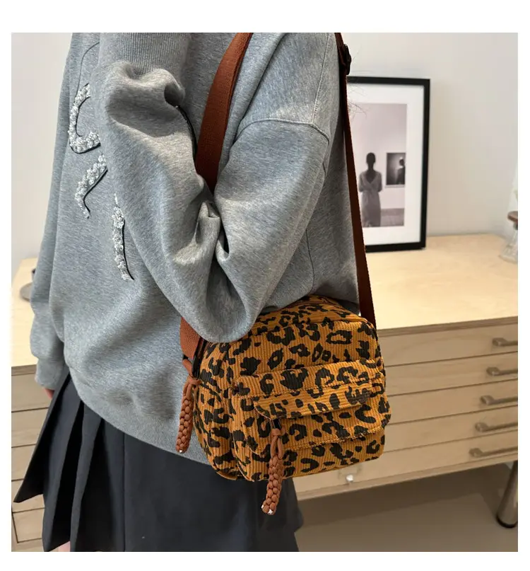 Leopard Print Shoulder Bag 2024 Winter New — feature 15