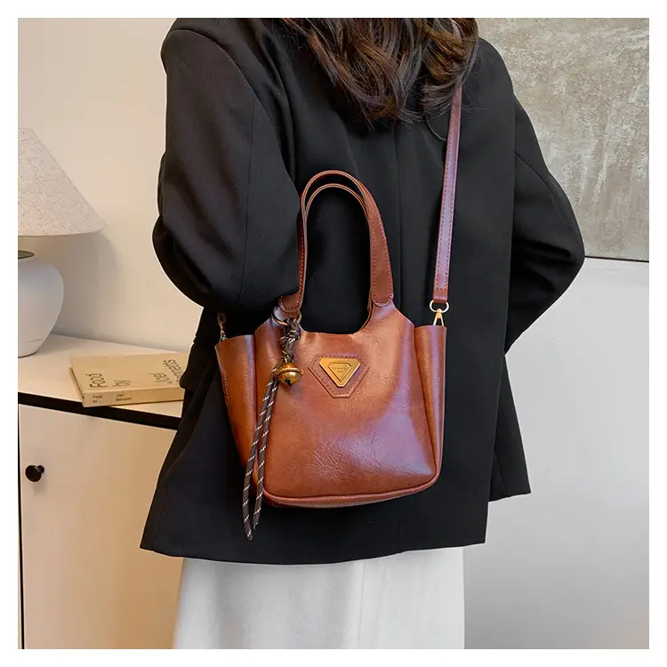 Women Vintage Black Shoulder Crossbody Tote Bag 2024 — feature 13