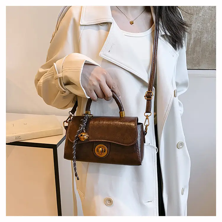 Brown Leather Shoulder Crossbody Bag for Women 2024 — feature 11